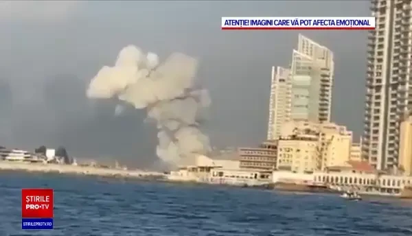 Imagini din satelit înainte și după explozia uriașă din Beirut. Sunt 137 de morți și 5.000 de răniți