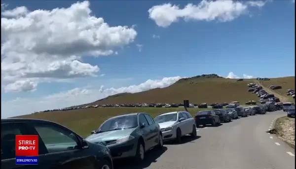 Românii au căutat destinații cât mai liniștite în weekend. Experiențele inedite de care au avut parte