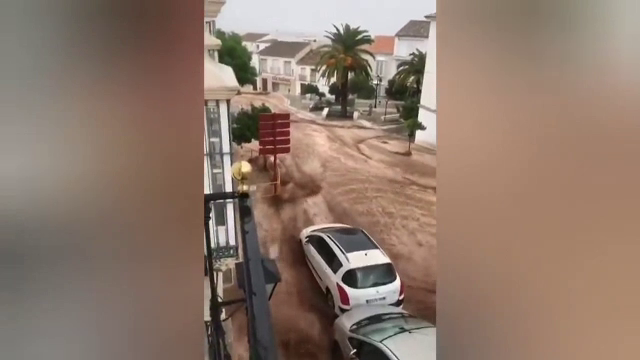 Inundații grave în Spania. Peste 3.500 de militari au fost mobilizați