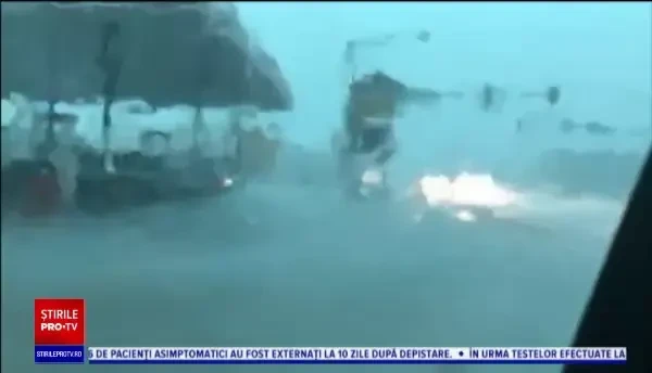 O furtună cu o putere similară cu a unui uragan a făcut prăpăd în centrul SUA