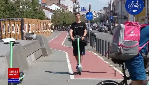 Trotinetele, un pericol tot mai mare pentru pietoni: „Riști să te lovească pur și simplu”