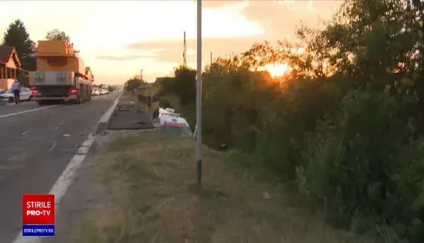Pacienta din ambulanța care a căzut de pe un pod în Gorj a murit: „Nu am nimic de spus”