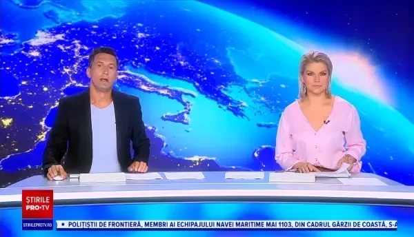 Clipe de panică pentru 200 de călători într-un tren privat, pe ruta București-Brașov. Locomotiva a luat foc