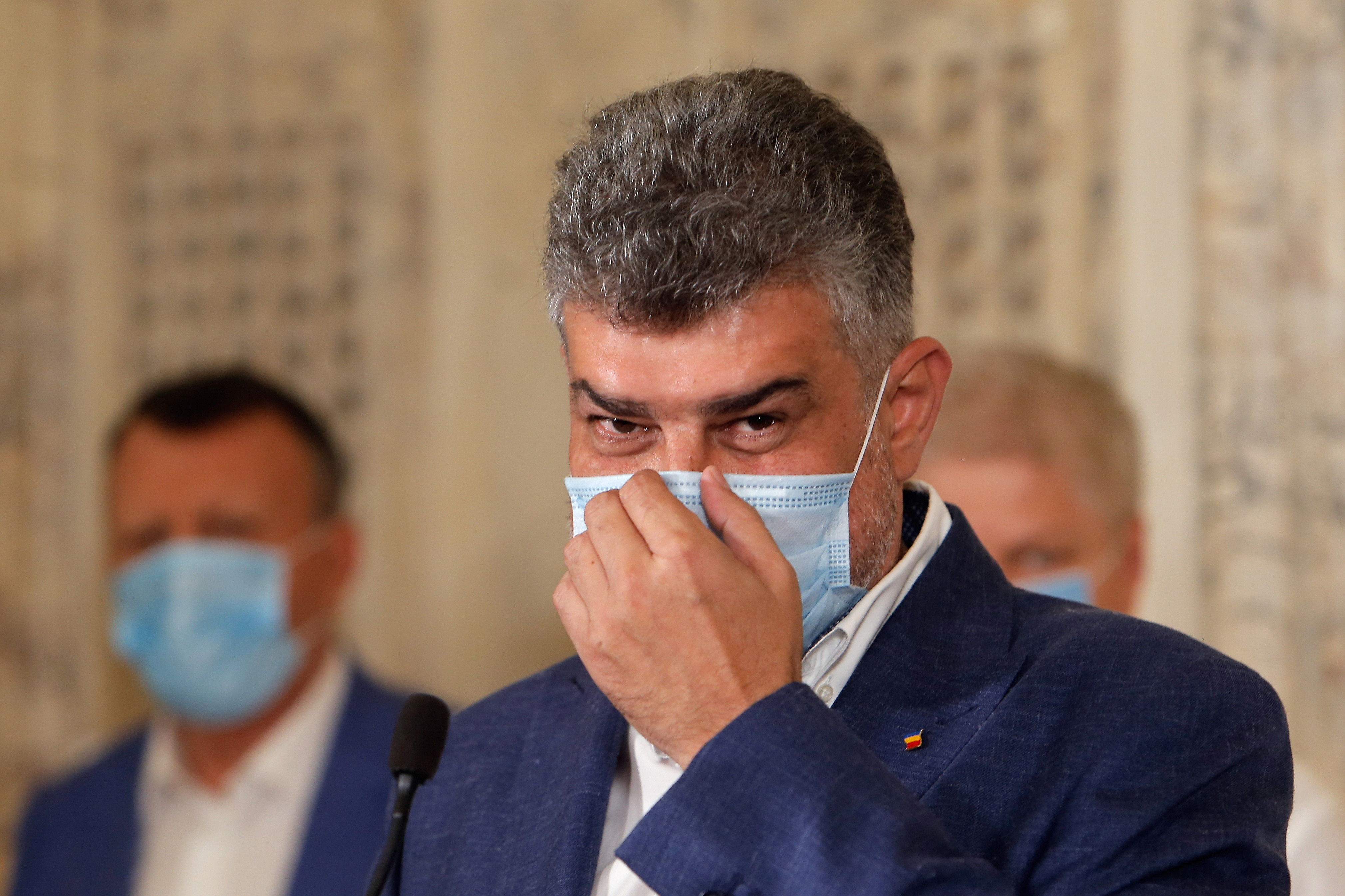 PSD a reclamat la DNA 3 liberali din Guvern, pentru ”constituire de grup infracţional”