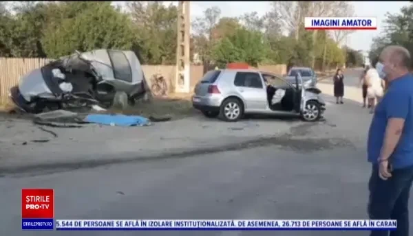 Inconștiență criminală. O tânără fără permis a omorât doi oameni nevinovați. În mașină era și fiica ei, de 2 ani