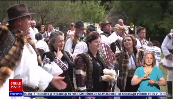 Muzeul în aer liber din Sibiu, la mare căutare de turiști: „Este o plimbare pe ulița copilăriei”