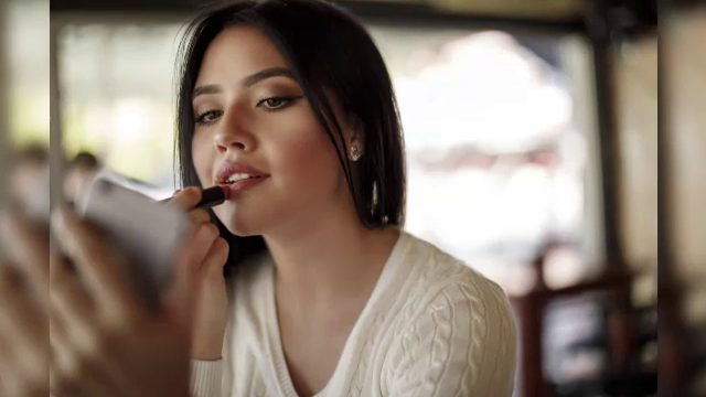 Industria cosmeticelor din România, pe o pantă descendentă, din cauza pandemiei