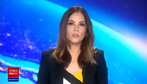 O femeie a fost lovită de o mașină în timp ce traversa regulamentar, în Iași