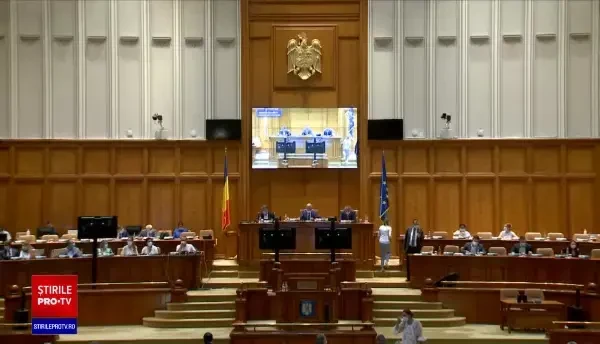 Parlamentul a respins OUG privind majorarea alocațiilor cu 20%. Reacția lui Klaus Iohannis