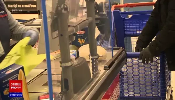 De câți bani are nevoie un adult pentru un trai decent în România. Un nou calcul pentru salariul minim