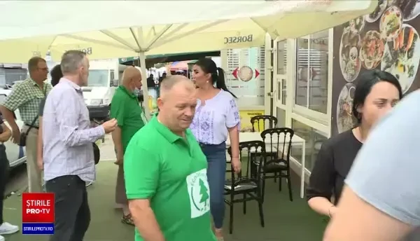 Actori, frizeri, bucătari, vedete, candidați la locale. Adriana Bahmuțeanu vrea fotoliul de primar în Sectorul 1