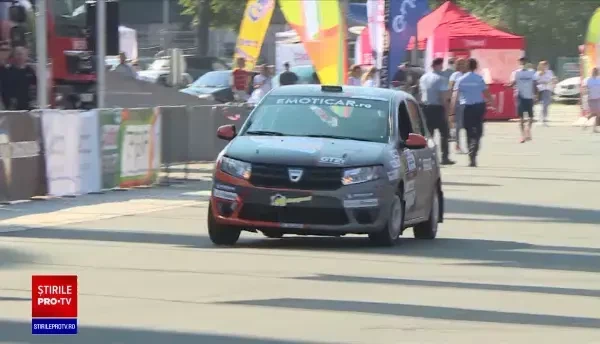 Zeci de femei s-au întrecut la un raliu dedicat șoferițelor amatoare: „Am venit să ne depășim limitele”