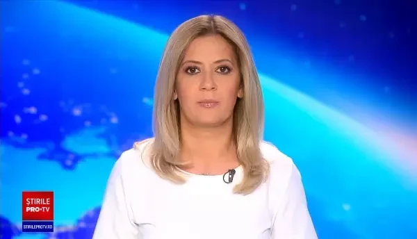 VIDEO: Ninsoare în mijlocul lunii august. Copiii din oraș fac oameni de zăpadă