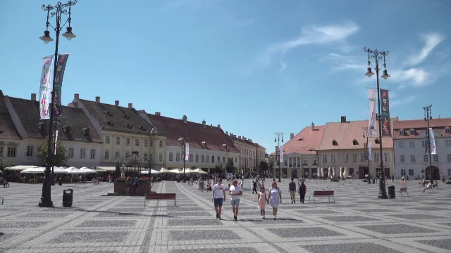 Tot mai mulți turiști români aleg vacanțele de o zi. Care este motivul