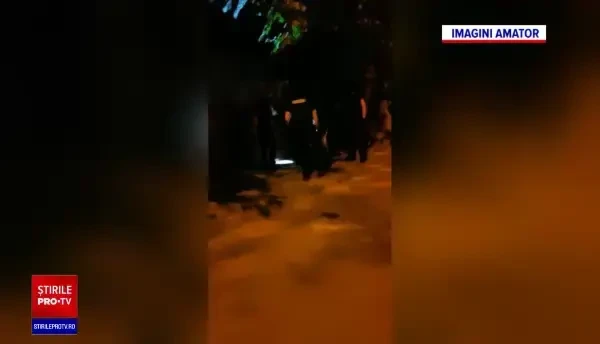 Bucureștean împușcat de polițiști după ce i-a atacat cu un topor. Ce făcuse bărbatul