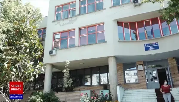 Ce știm deocamdată despre reînceperea școlii. Încă nu au fost adoptate reguli clare