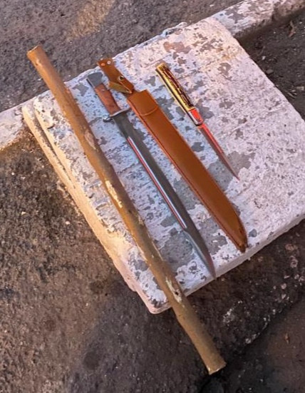 Bucureștean reținut pentru amenințări pe Facebook. Ce au descoperit polițiștii la domiciliul acestuia