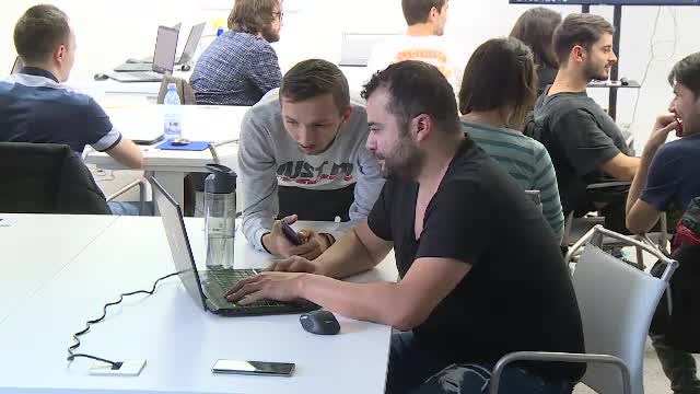 Pandemia i-a făcut pe mulți români să-și dorească o reconversie profesională