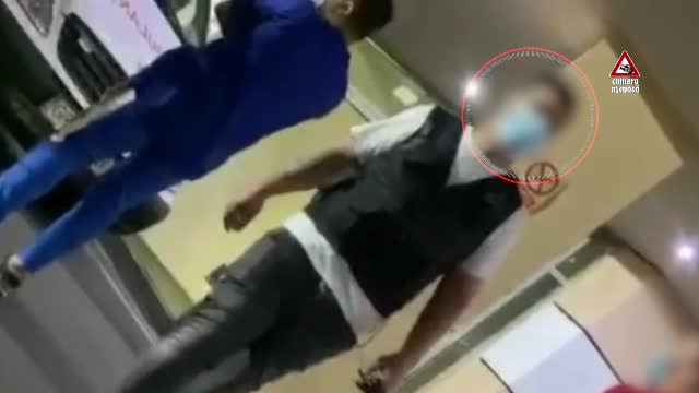 Paznic de spital din Capitală, filmat în timp ce le cere bani pacienților cu urgențe