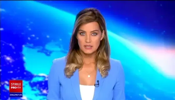 Un șofer a murit după ce a adormit la volan și a intrat într-un TIR