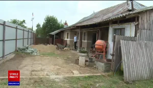 Lucrau la renovarea casei când au dat peste ceva uluitor în fundație. Zona a fost încercuită