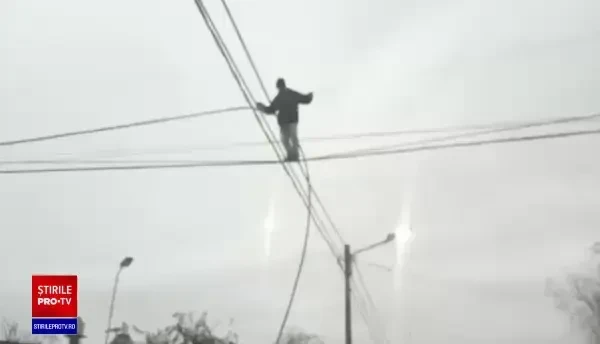 Un hoț a furat 20 de metri de cablu, în mijlocul zilei. Totul s-a întâmplat într-un mare oraș