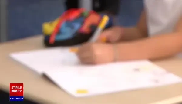 Părinții nu mai aleargă după rechizite, ci după tablete și telefoane. Vânzările s-au dublat