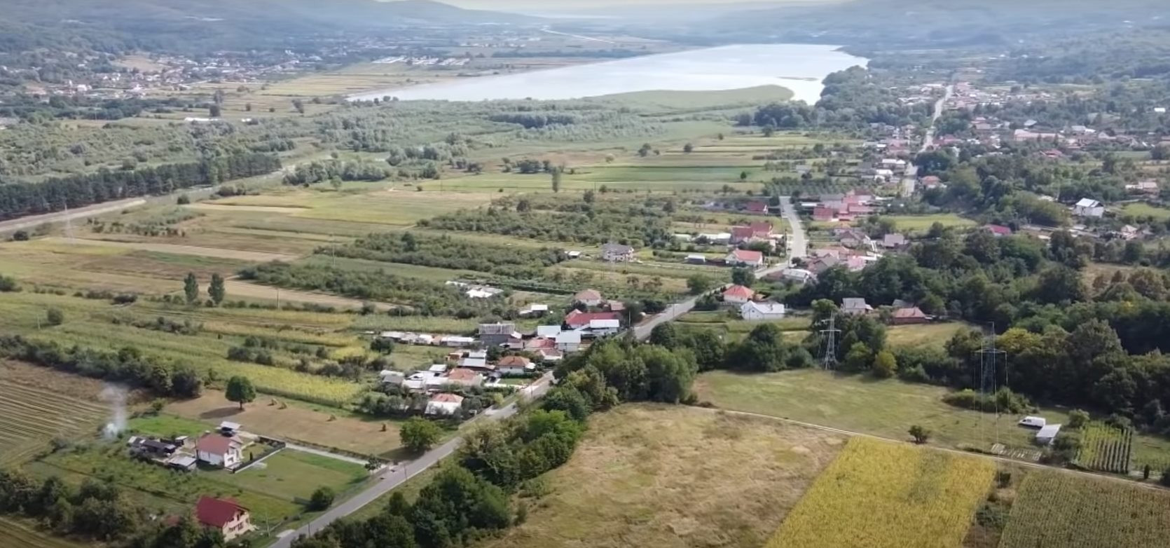 Imagini filmate cu drona cu viitoarea autostradă Sibiu-Pitești. Proiectarea și execuția lotului 4 nu a fost încă atribuită