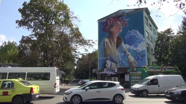 Blocurile pictate din Bacău, muzeu în aer liber. De ce va deveni acest oraș numărul 1 în lume