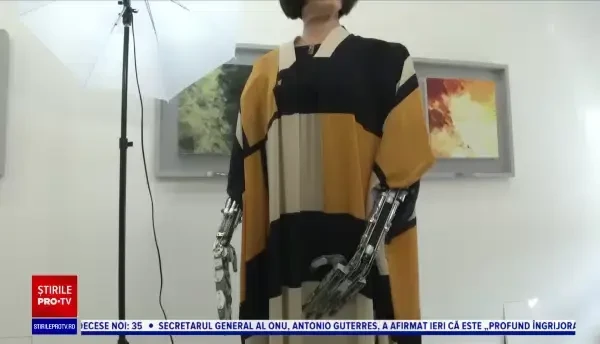 Prima expoziție de pictură realizată de un robot. Ce reacții a primit
