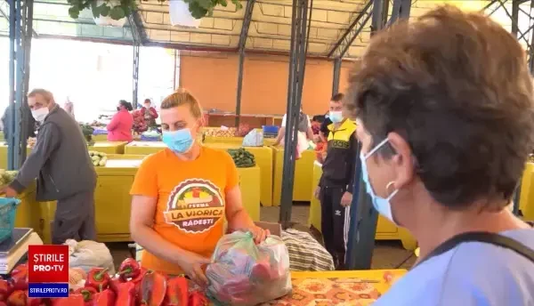 Zacusca și murăturile costă mai mult anul acesta. Prețurile legumelor s-au dublat