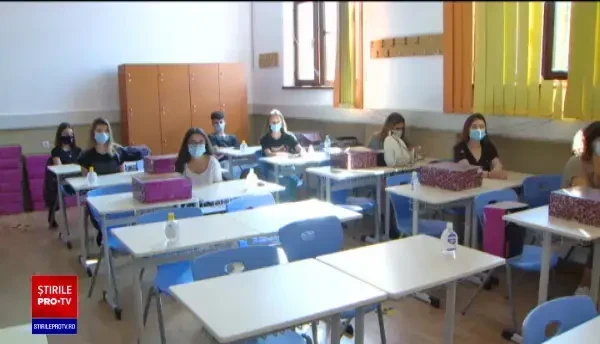 Școli model în România. Elevii au condițiile adecvate pentru cursurile fizice și online