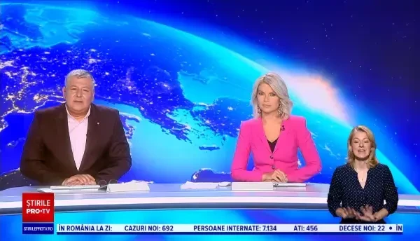 Tineri din Galați puși la mătură de polițiștii locali, după ce au aruncat coji de semințe pe jos