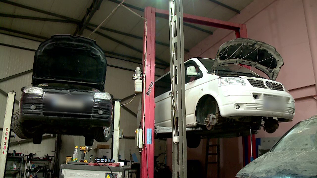 Tot mai multe service-uri auto refuză repararea mașinilor avariate în accidente. Care este motivul