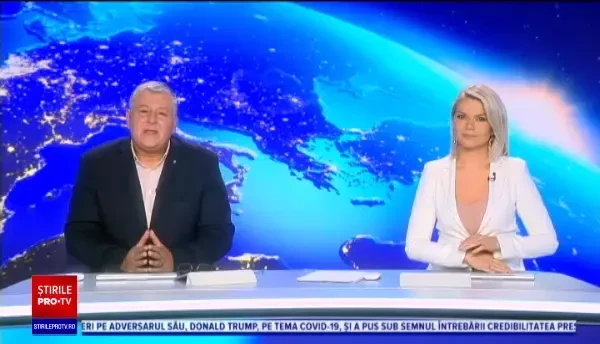 Petrecere cu tort la un centru dedicat urșilor panda, din China. Ursuleții sunt împărțiți în trei clase