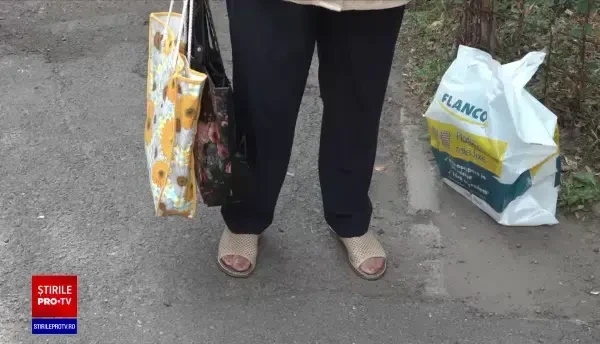 Un bărbat din Galați a găsit 6.000 de lei pe o bancă. Primul lucru pe care l-a făcut cu banii