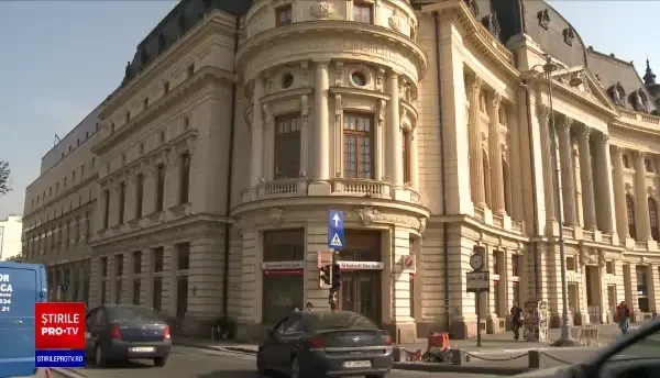 După 6 luni, Biblioteca Centrală Universitară din Bucureşti îşi deschide porţile