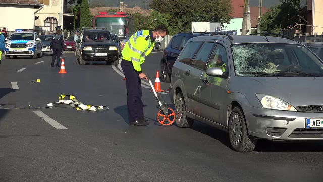 Accident grav în Alba Iulia. Bătrân de 85 de ani, spulberat de o mașină