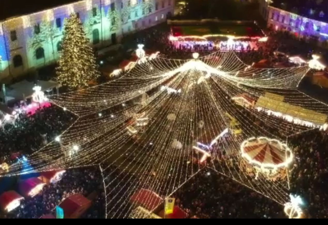 Cum se vor desfășura târgurile de Crăciun în marile orașe. Măsuri speciale în aer liber
