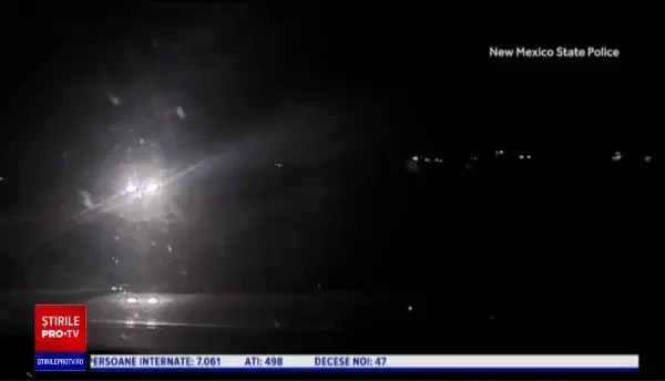 Momentul în care un băiat din Dâmbovița se izbește violent cu bicicleta de o mașină