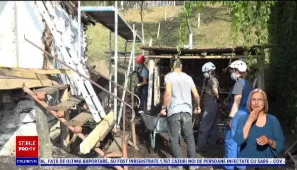 O casă din Munții Apuseni construită acum 163 de ani va fi salvată de la degradare