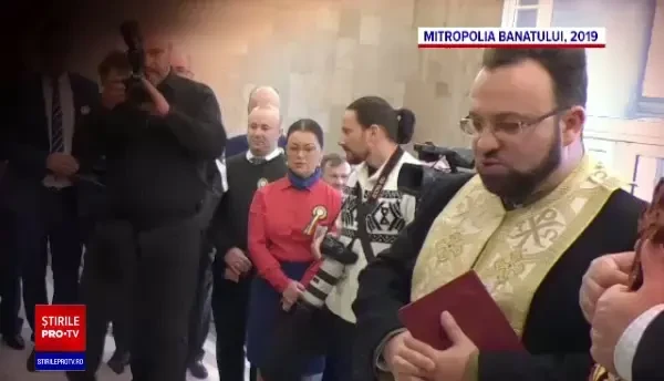 Preotul din Timișoara răpus de Covid-19 a lăsat în urmă trei copii. Situația din țară este din ce în ce mai gravă