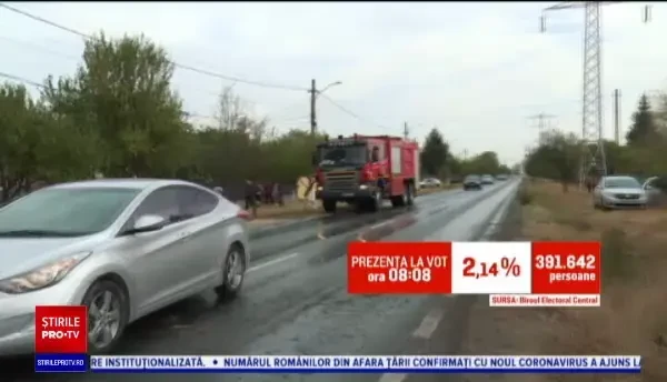 O dubă s-a răsturnat pe ploaie, în Dâmbovița. Printre victime, un copil de 11 ani