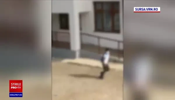 Părinții unor elevi au reclamat că la școală se face vaccin anti-Covid 19. Ce a urmat