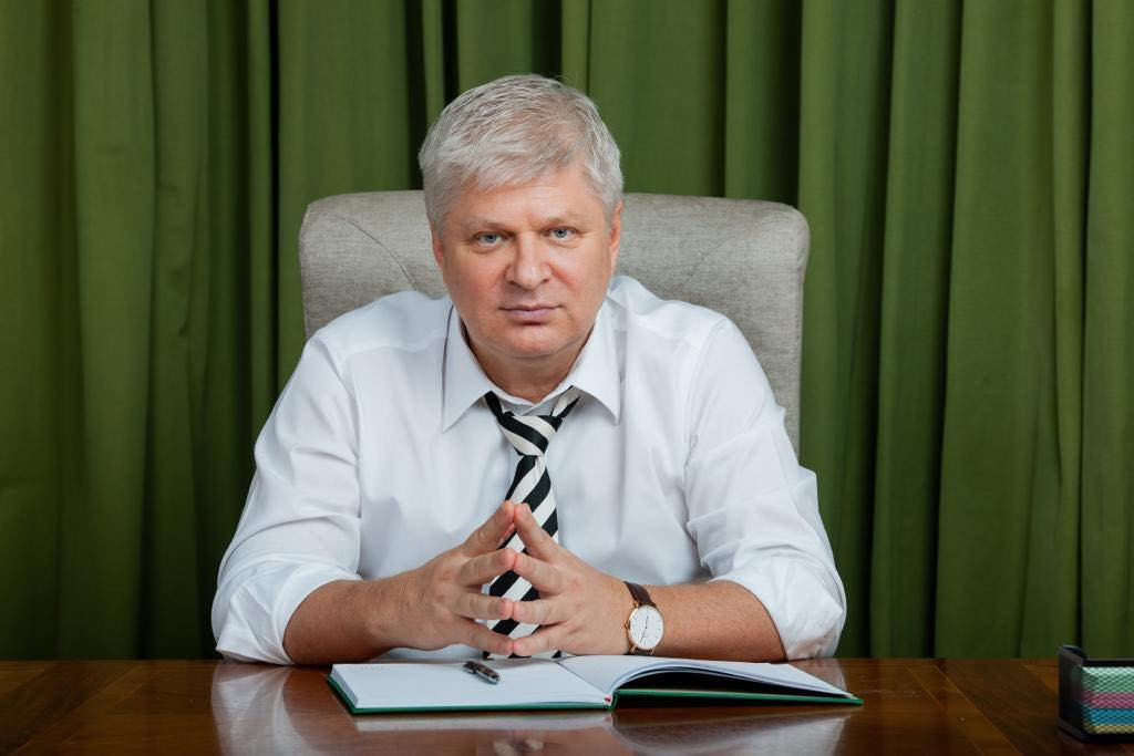 Cauțiunea de un milion de euro, impusă de procurorii anticorupție lui Dan Tudorache, rămâne în vigoare