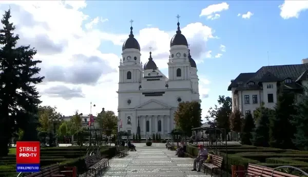 Cum se va desfășura pelerinajul de hramul Sfintei Parascheva. Sărutatul raclei, la latitudinea fiecărui pelerin