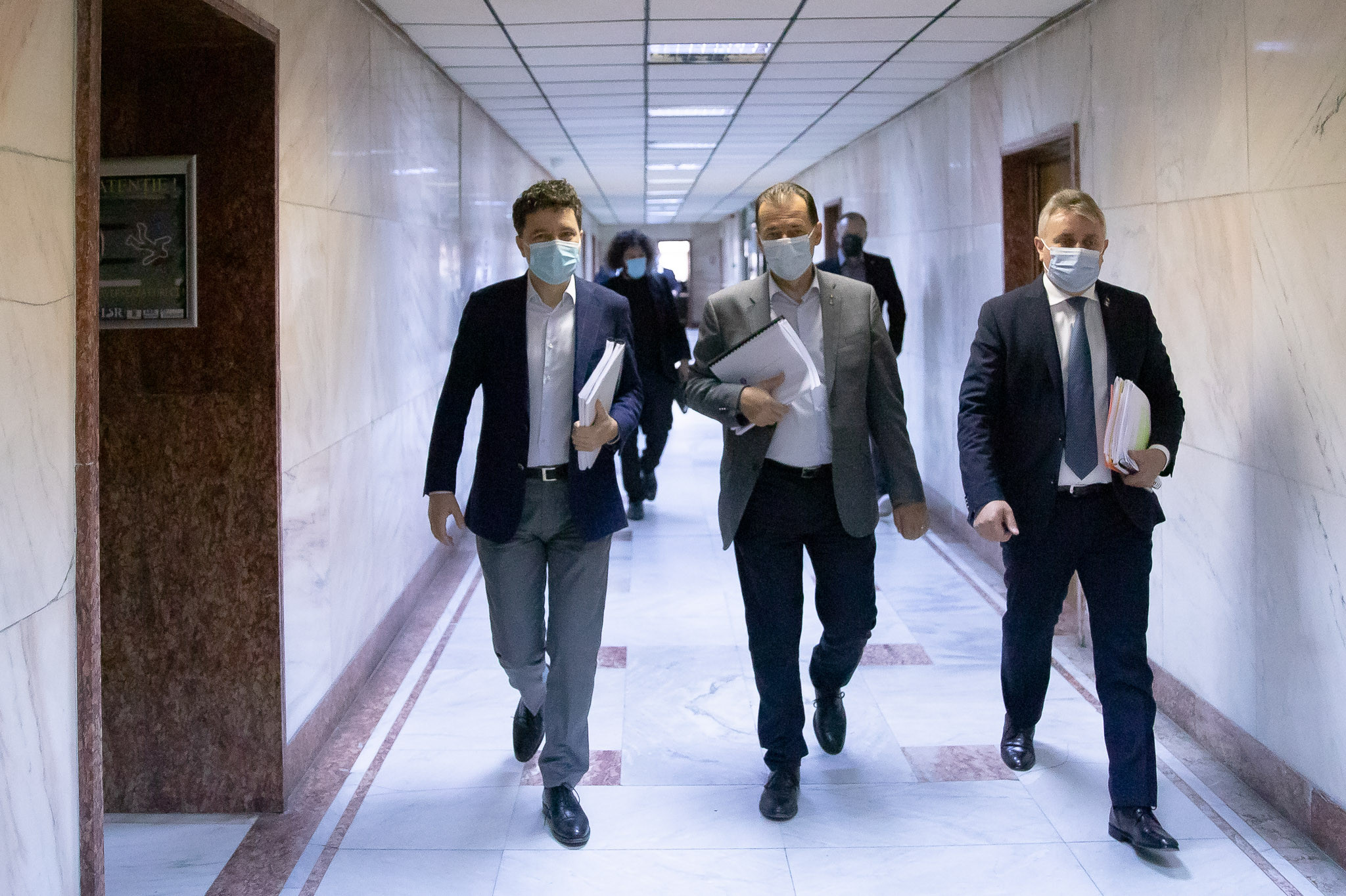 Ludovic Orban, Nicusor Dan