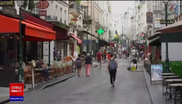 Barurile şi cafenelele din Paris se închid 2 săptămâni. Mai multe țări introduc noi restricții