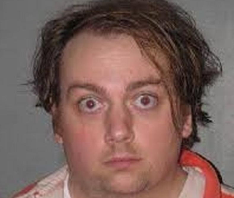 Și-a ucis părinții, după ce au refuzat să-i mai plătească facturile. Ce a făcut cu cadavrele