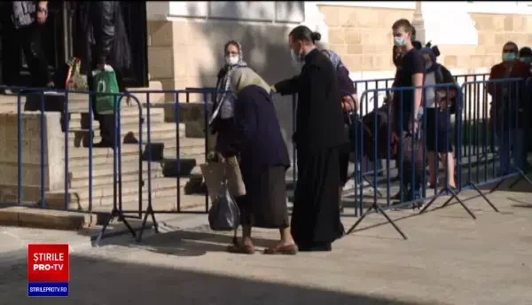 Pelerinajul de Sfânta Parascheva de la Iași. Aglomerație în ultima zi de acces din afara Iașiului